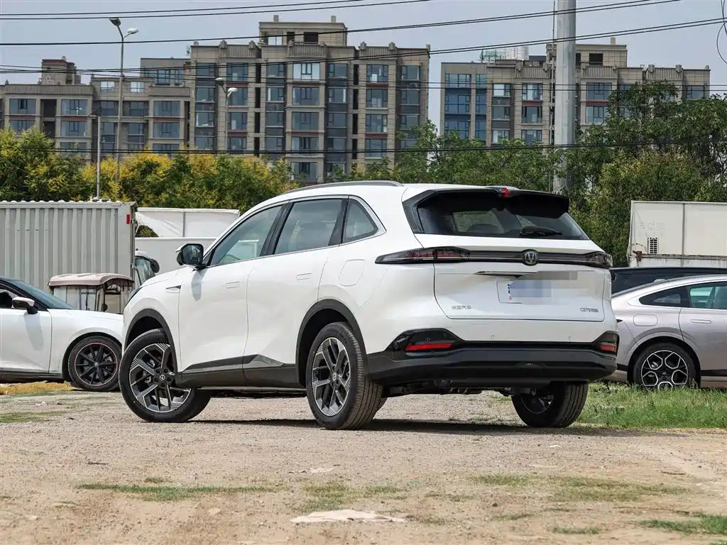 Changan Changan CS75PLUS — миниатюра 5