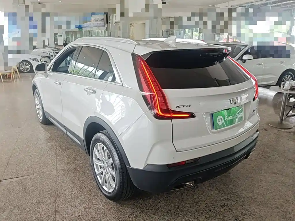 Cadillac XT4 — миниатюра 5