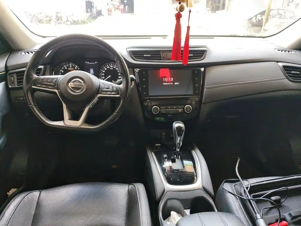Nissan X-Trail — миниатюра 13