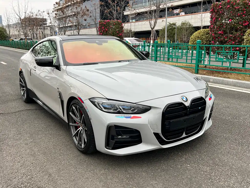 BMW 4 SERIES