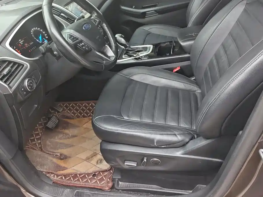 Ford Edge — миниатюра 9