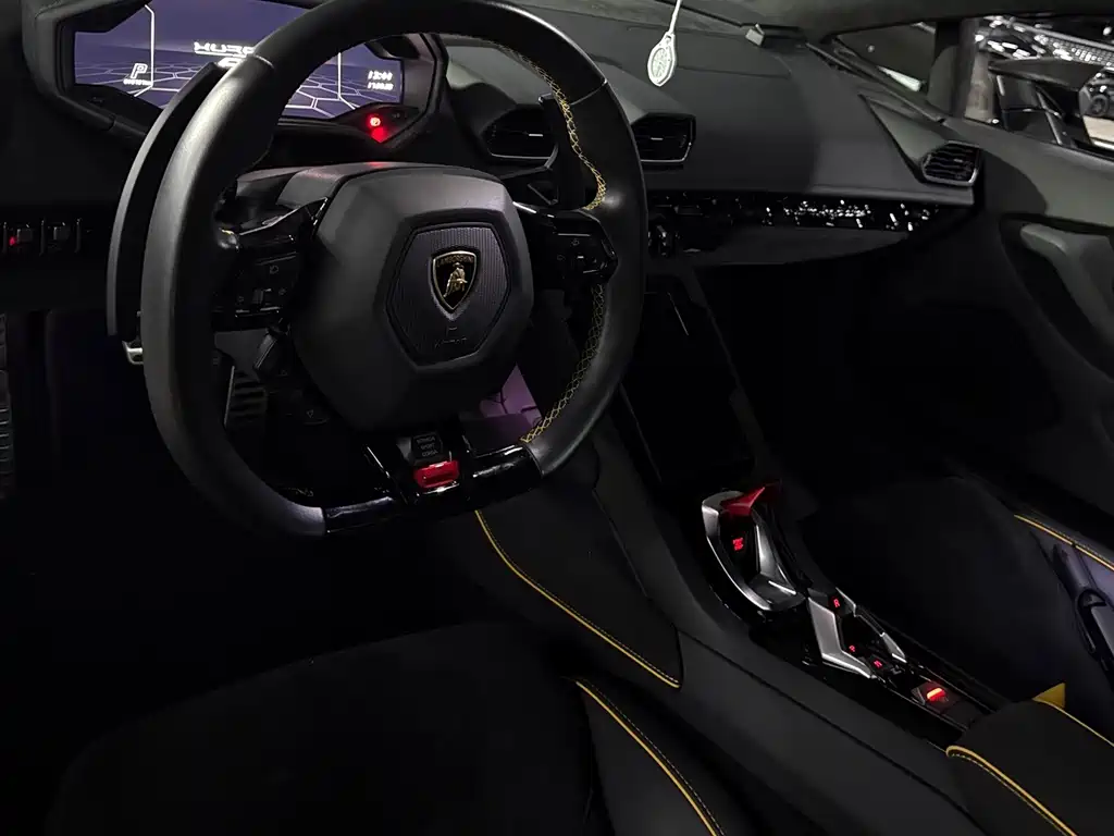 Lamborghini Huracán — миниатюра 10
