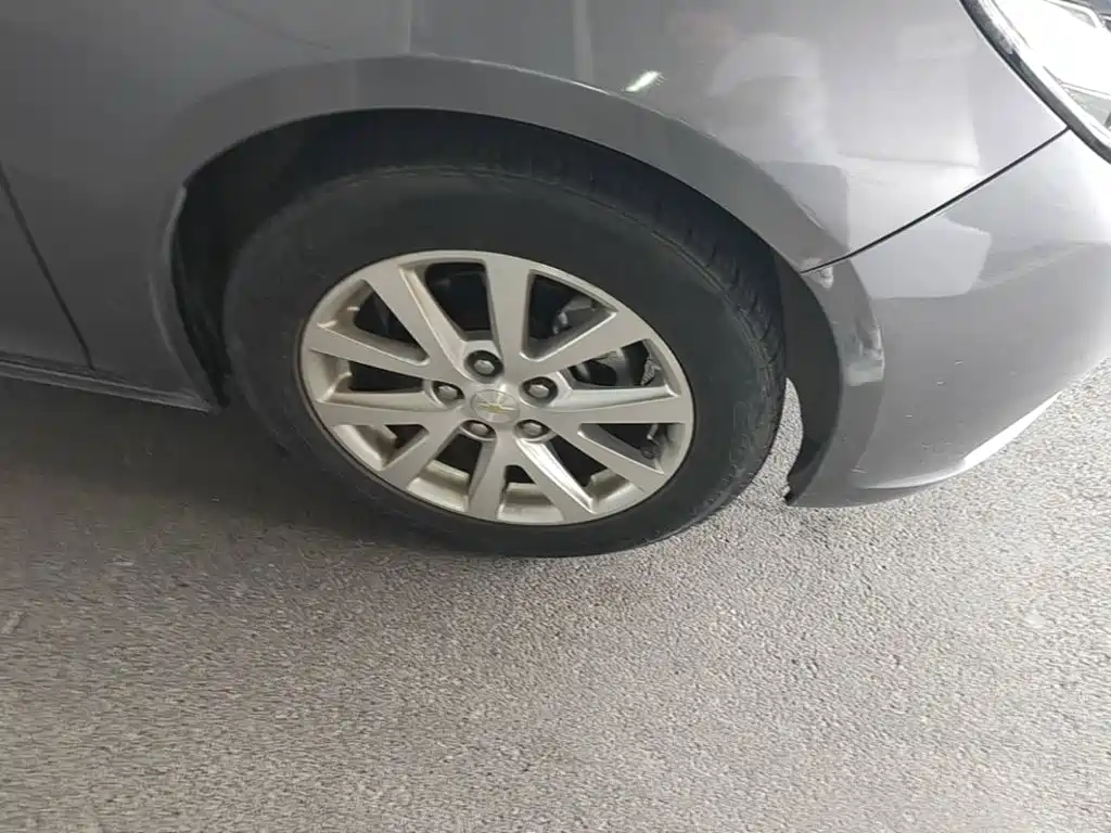 Chevrolet Malibu — миниатюра 12