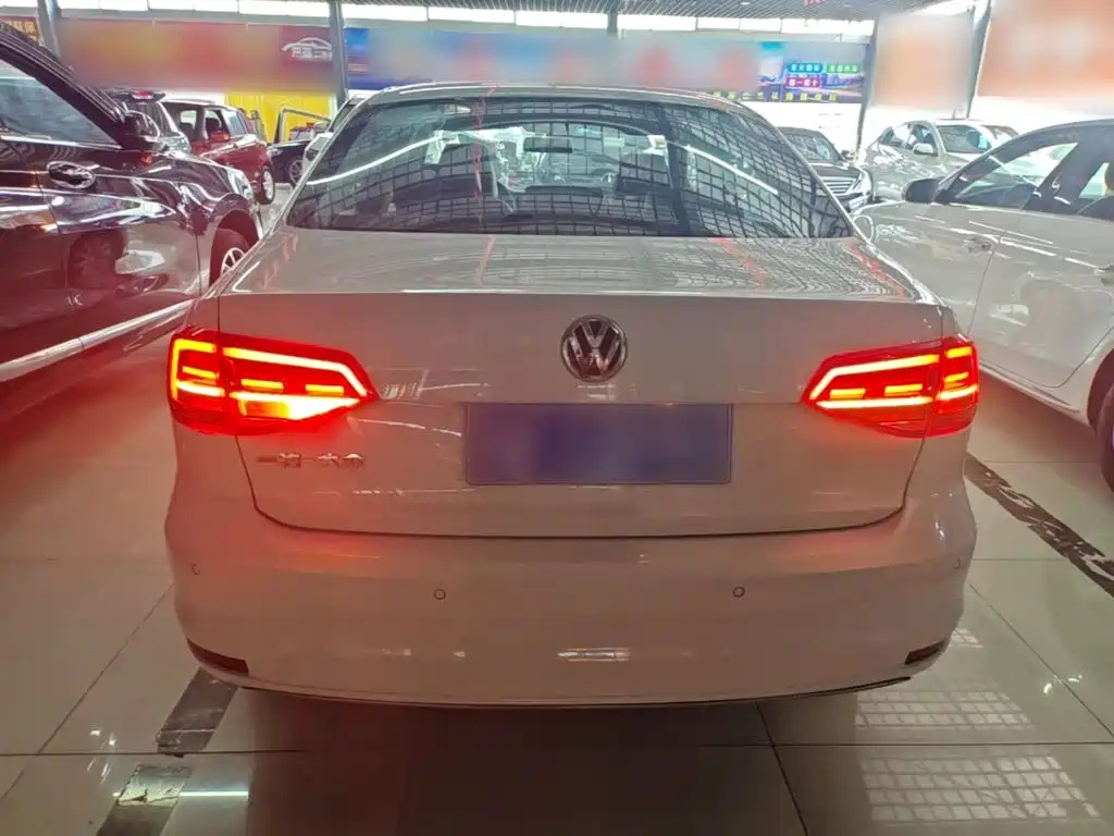 Volkswagen Sagitar — миниатюра 6