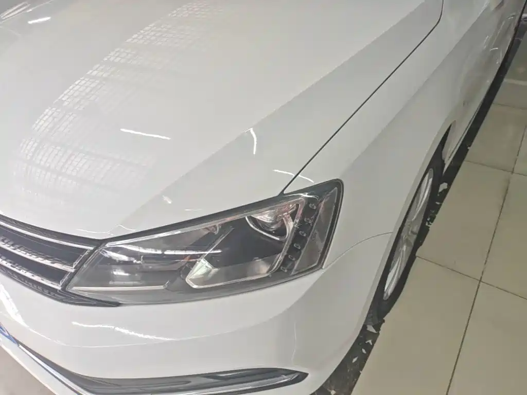 Volkswagen Sagitar — миниатюра 24