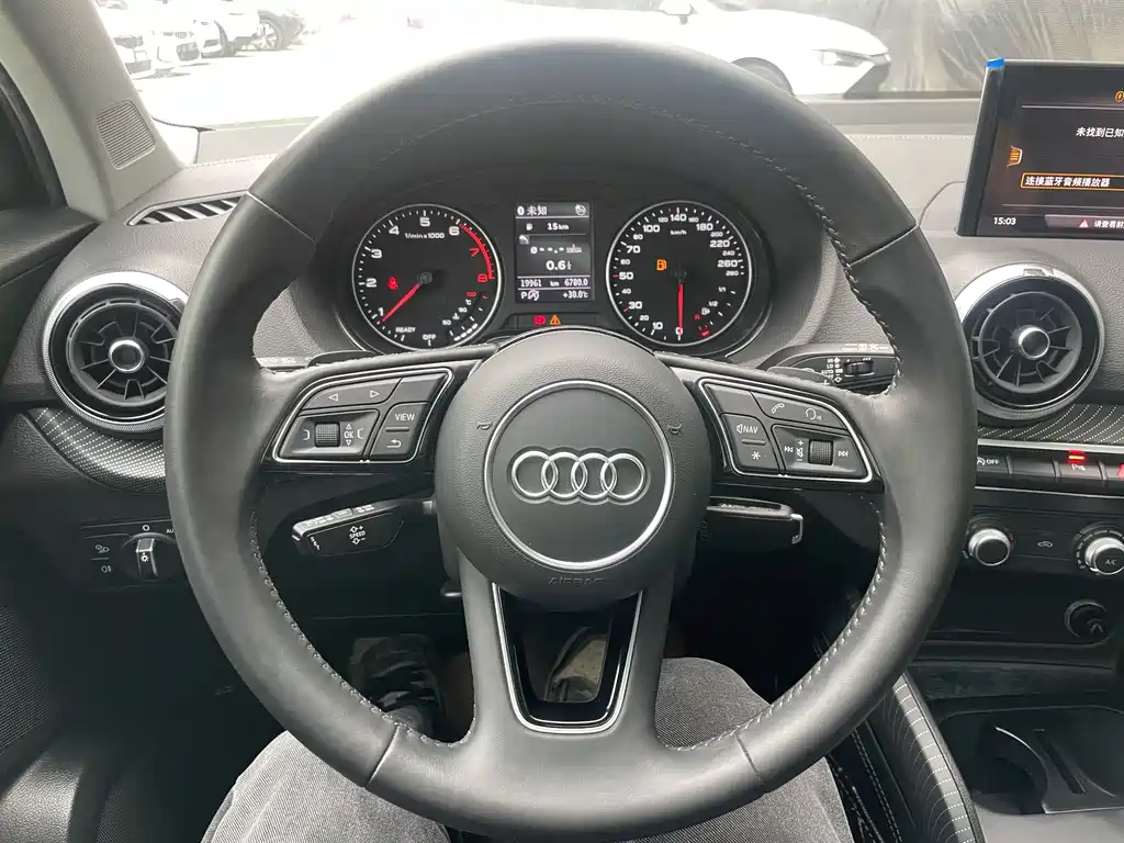 Audi Q2L — фотографии объявления, Фото 15