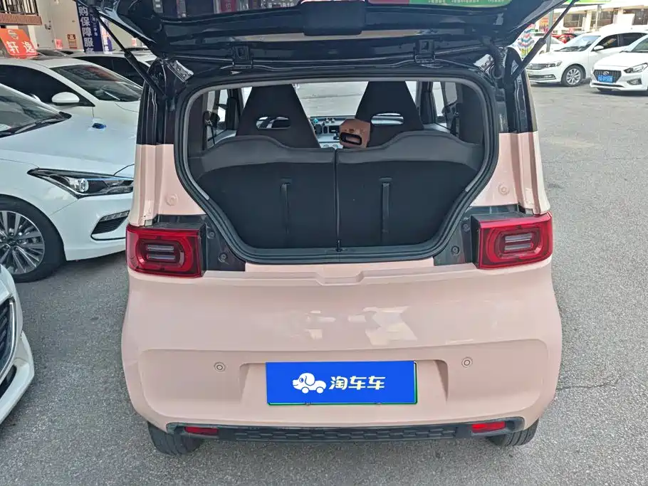 Wuling MINIEV — миниатюра 4