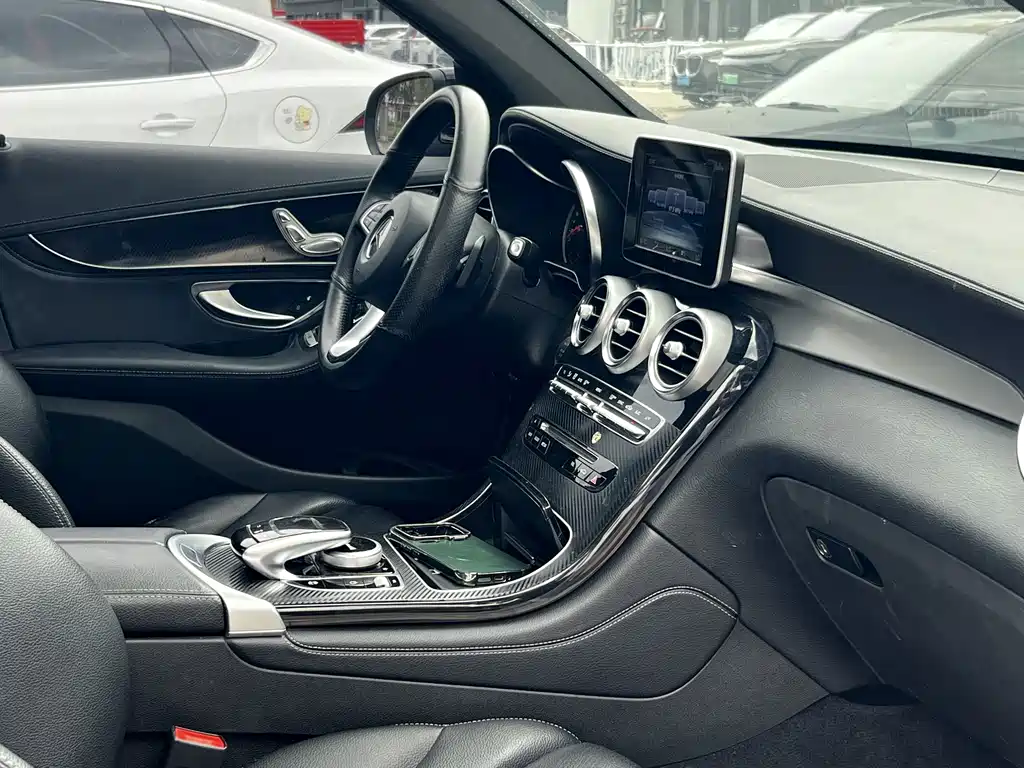 Mercedes-Benz GLC — миниатюра 9