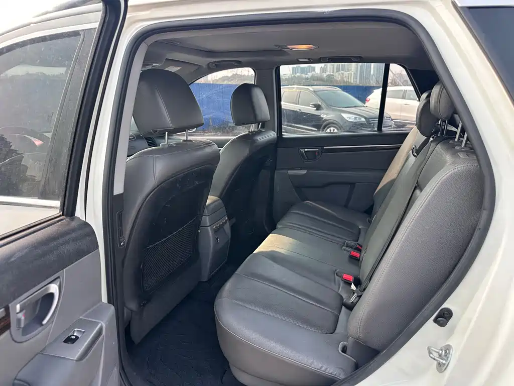 Hyundai Santa Fe Classic — миниатюра 9