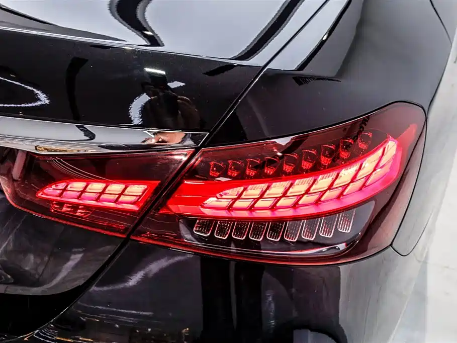 Mercedes-Benz E-Class E 2023 E 260 L Sport