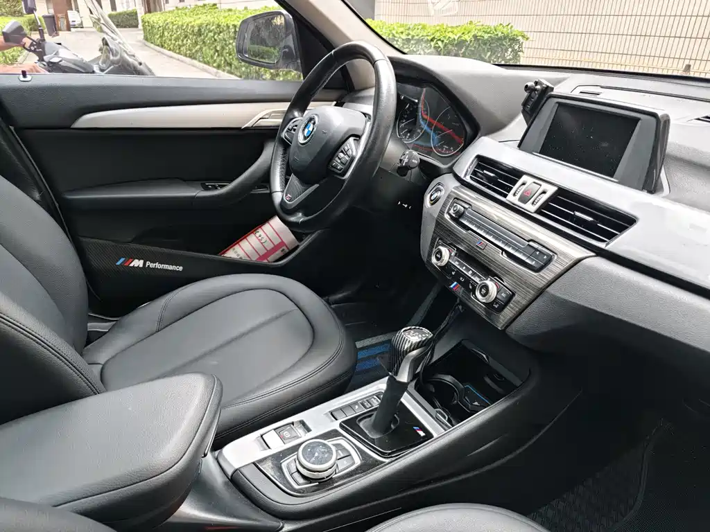 BMW X1 — миниатюра 13