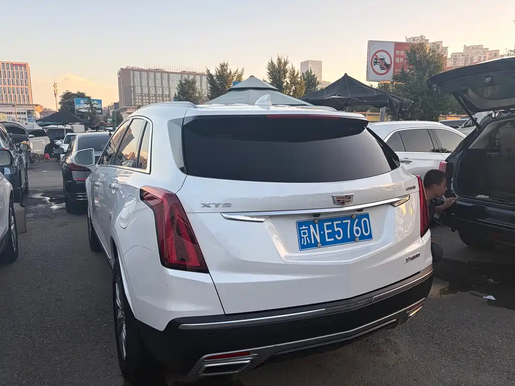 Cadillac XT5 — миниатюра 6