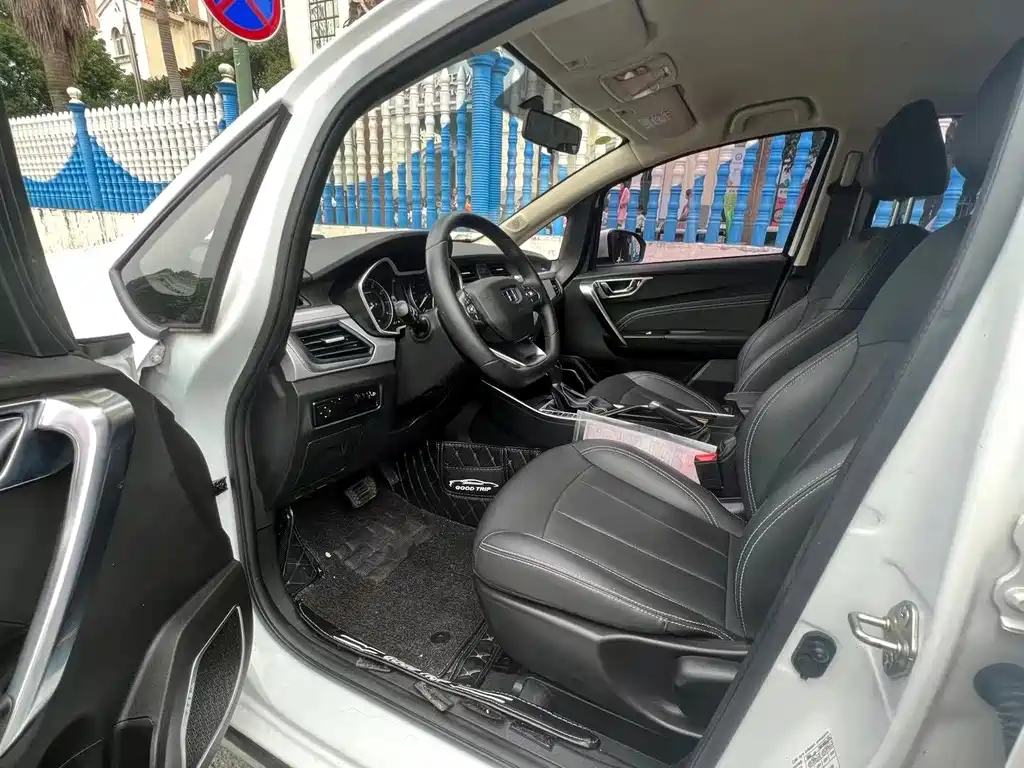 Geely Vision X3 — миниатюра 6