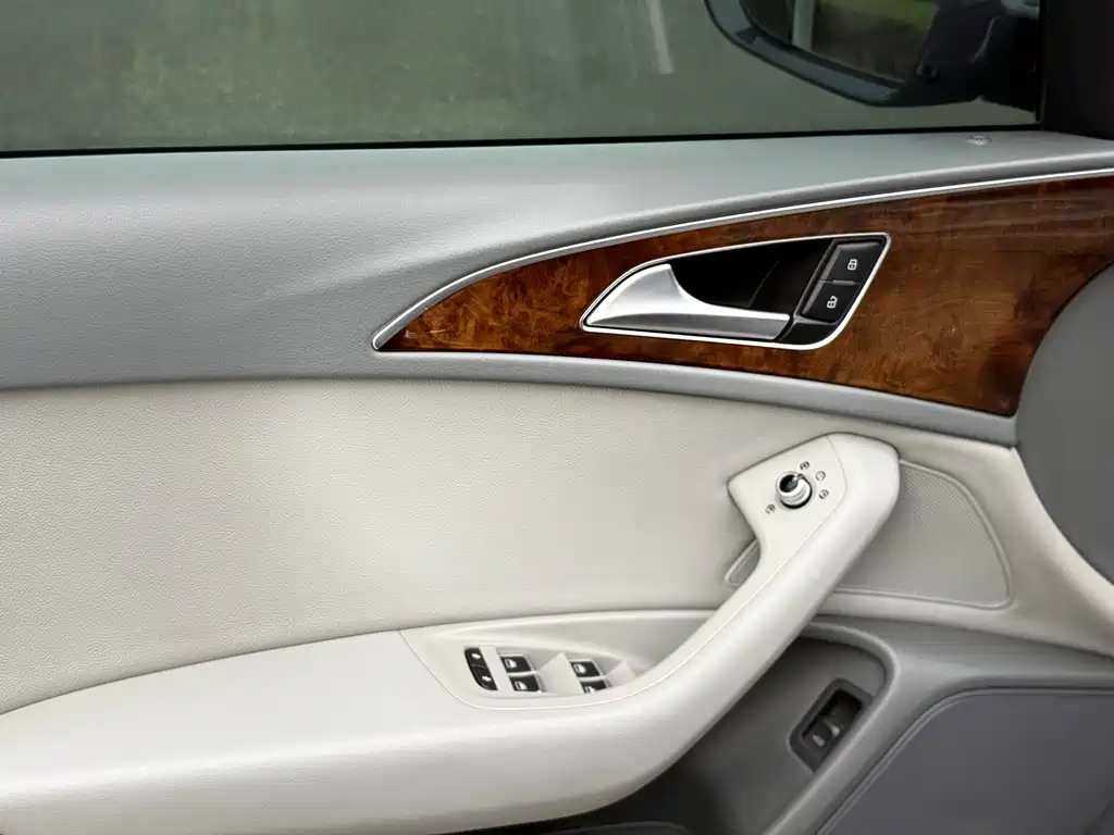 Audi A6L — миниатюра 8