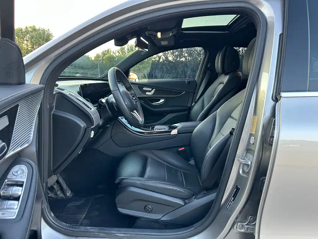 Mercedes-Benz EQC — миниатюра 9