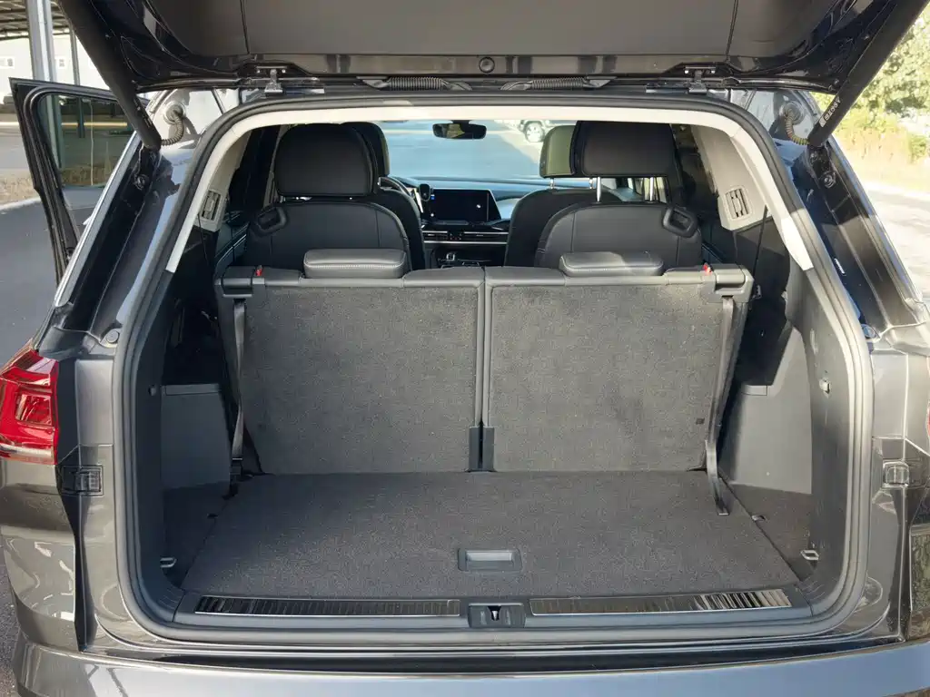 Volkswagen Talagon — миниатюра 11