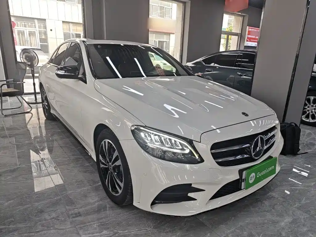 Mercedes-Benz C-Class — миниатюра 4