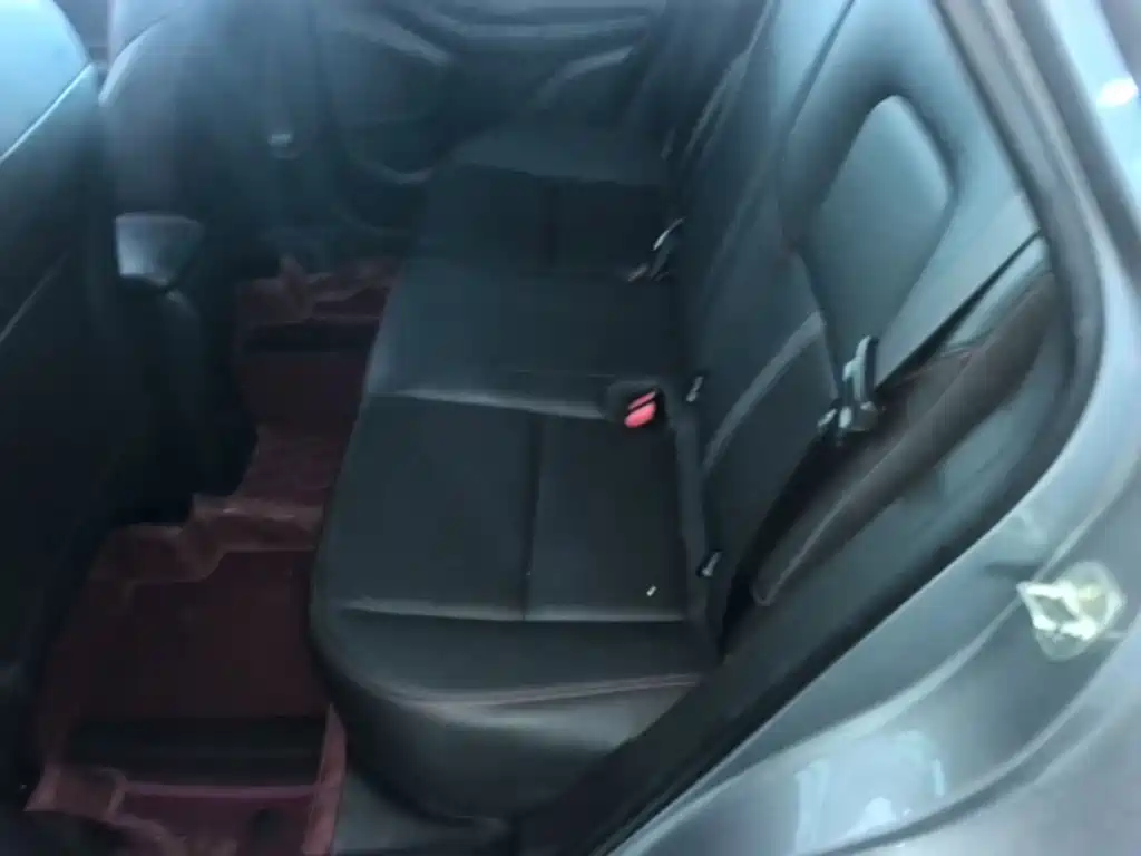 Chevrolet Trax — миниатюра 17