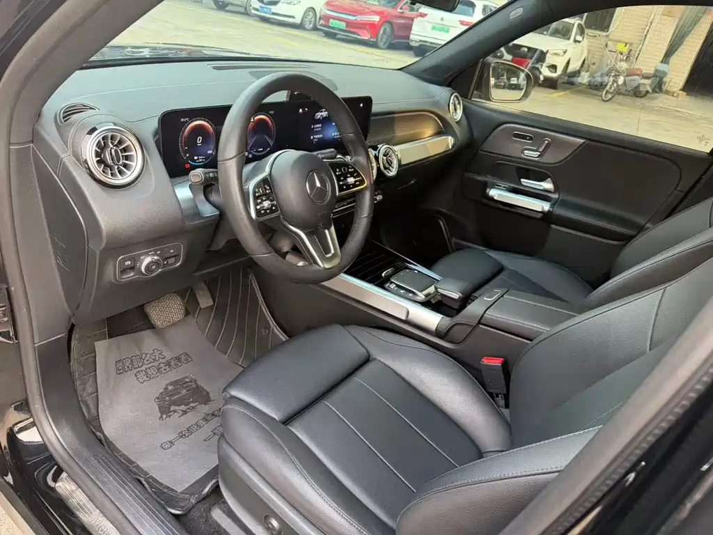Mercedes-Benz EQB — миниатюра 5