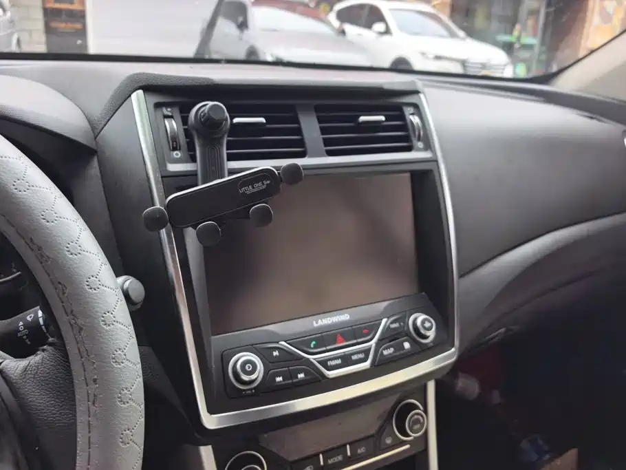 Landwind Landwind X5 — миниатюра 13