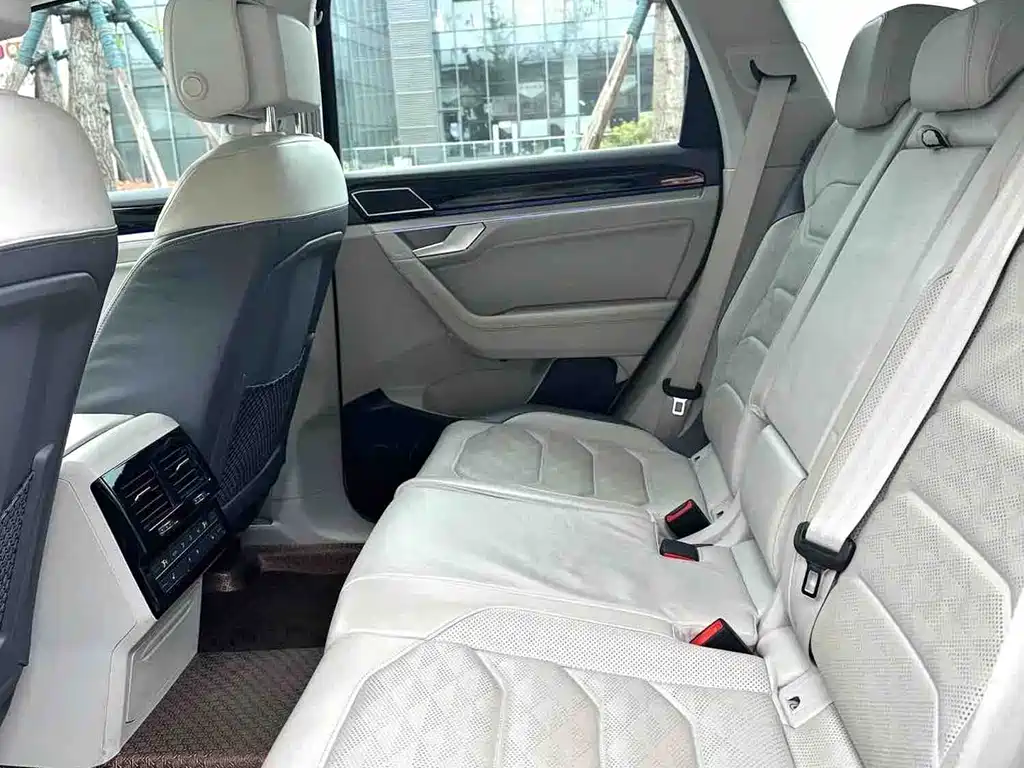Volkswagen Touareg 2019 3.0TSI VI