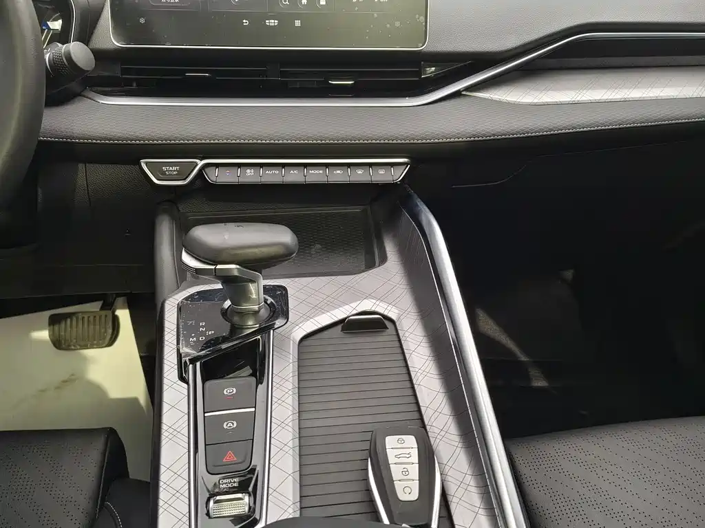 GEELY AUTOMOBILE XINGRUI