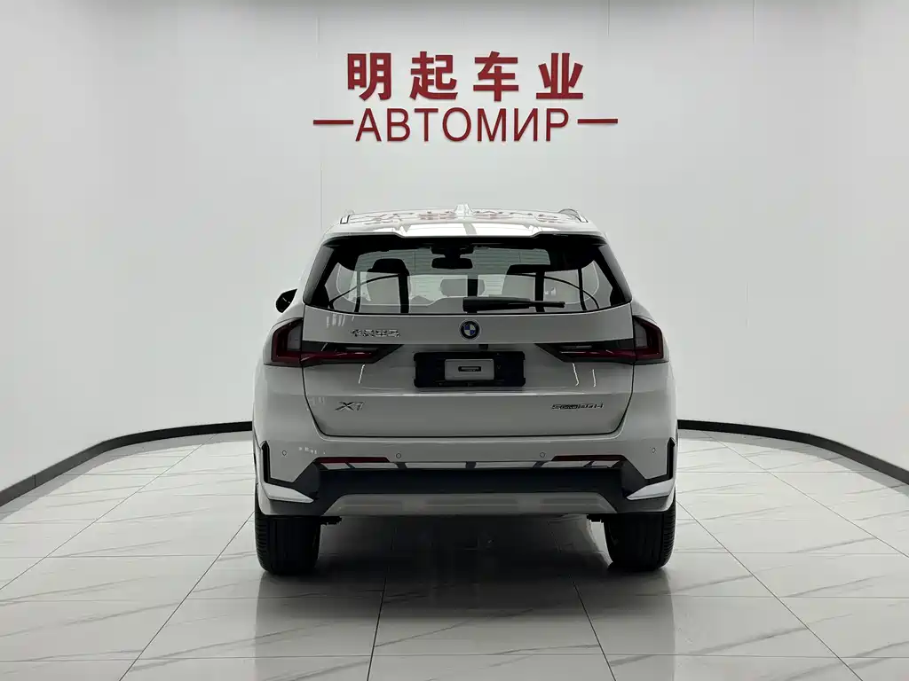 BMW X1 — миниатюра 9