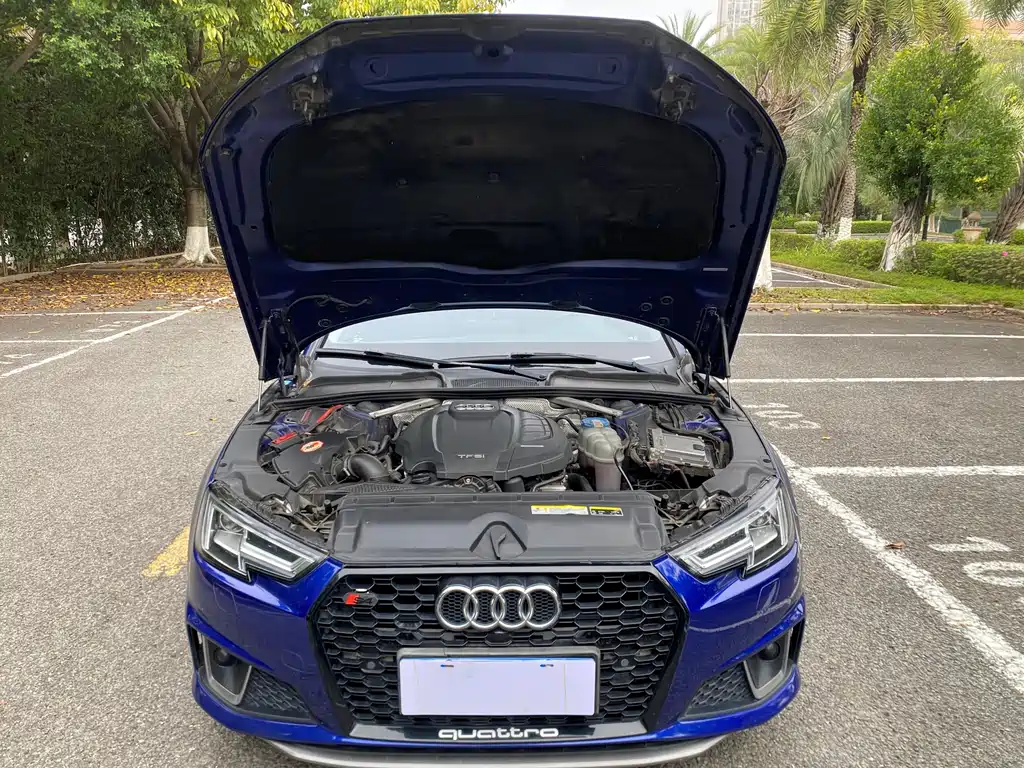 AUDI A4L