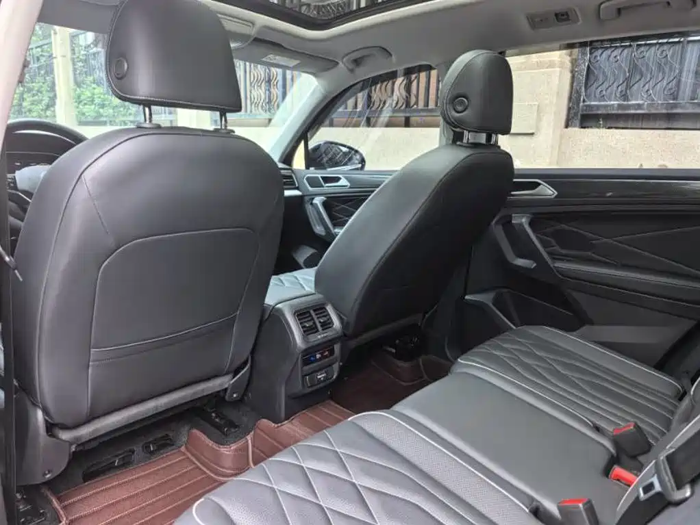 Volkswagen Tiguan L — миниатюра 8