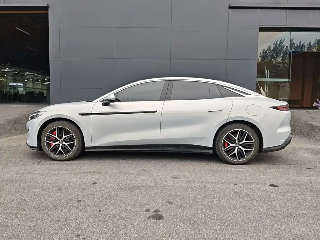 BYD Han L — миниатюра 4