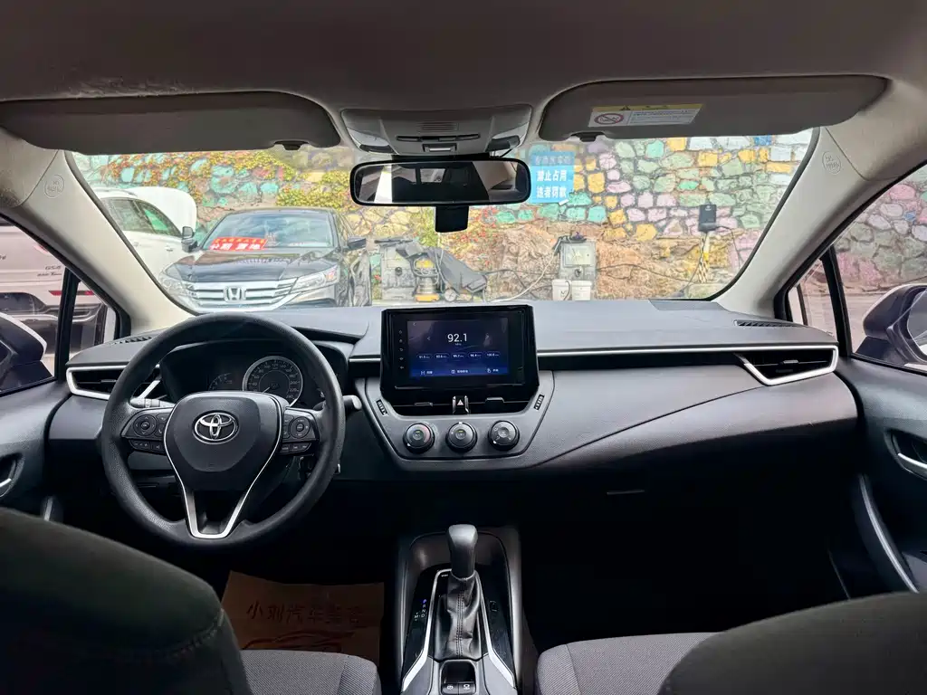 Toyota Corolla — миниатюра 5