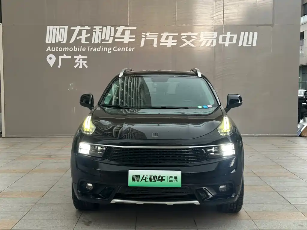 Lynk & Co 01 EM-P 2018 1.5T PHEV V