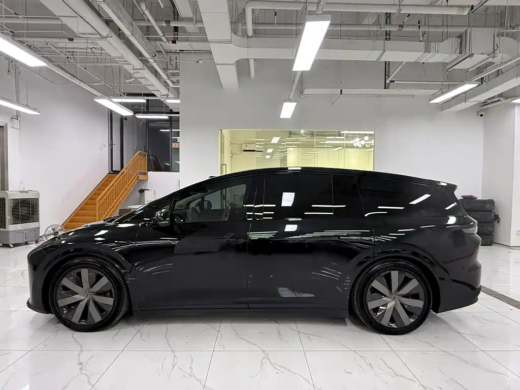 Li Auto Li i8 — миниатюра 3
