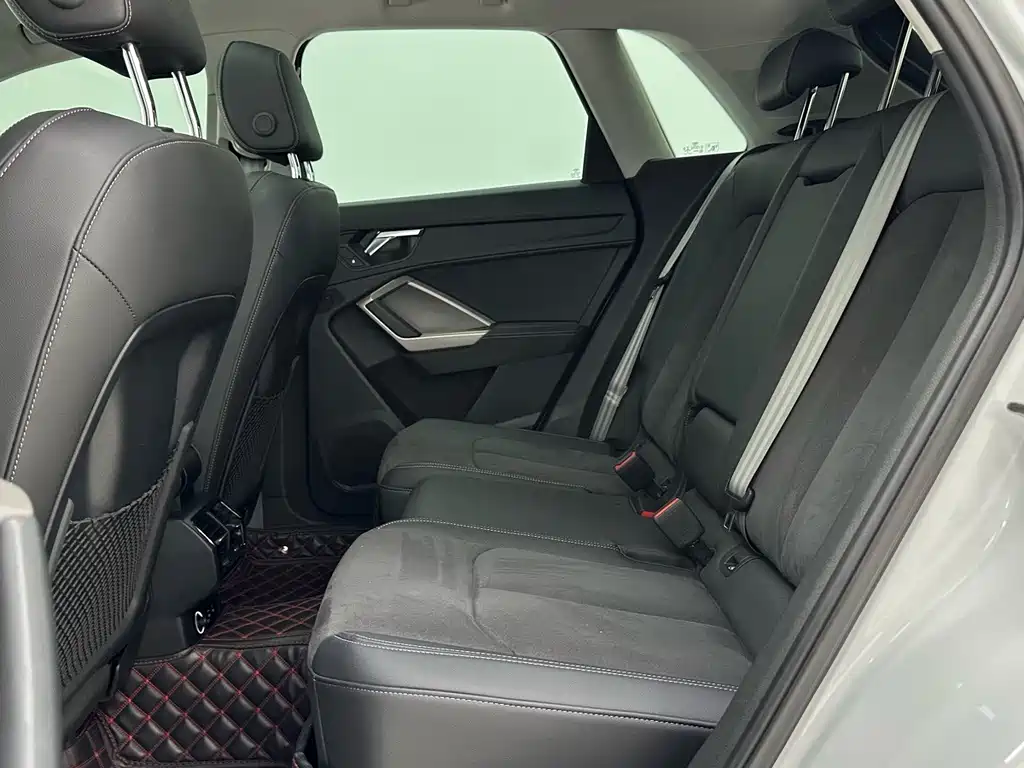 Audi Q3 — миниатюра 8