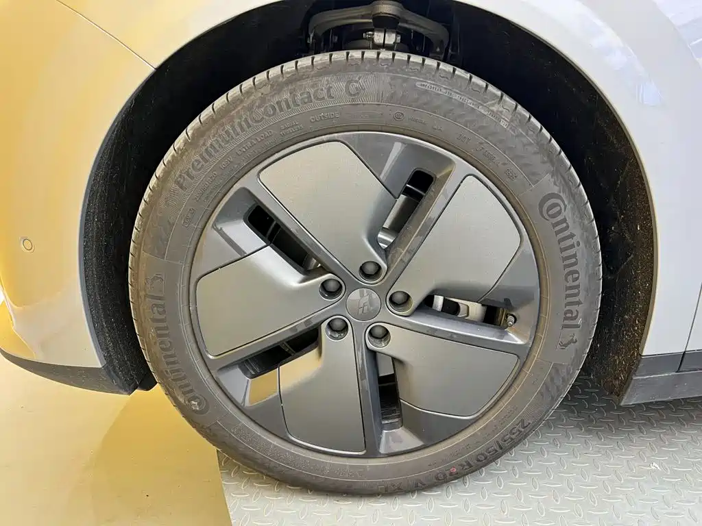 Li Auto Li i8 — миниатюра 9
