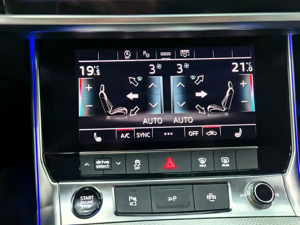 Audi A7L — миниатюра 13