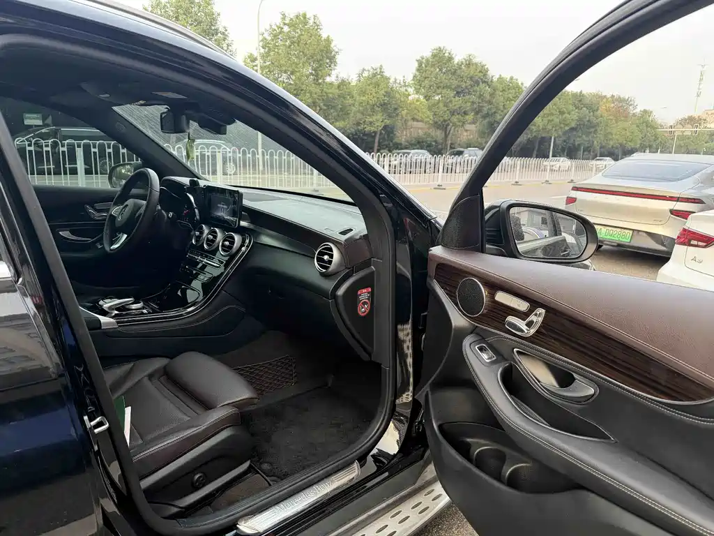 Mercedes-Benz GLC — миниатюра 8