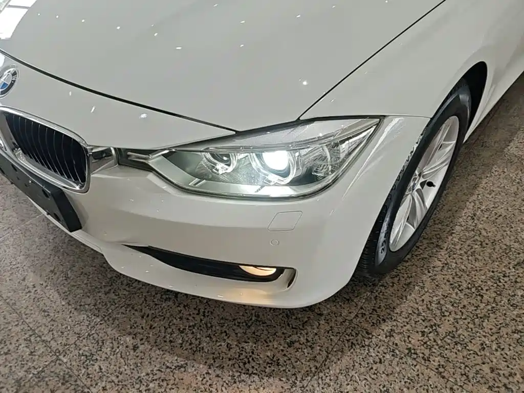 BMW 3 Series — миниатюра 24