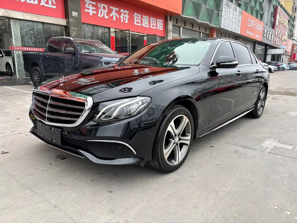 MERCEDES-BENZ E CLASS