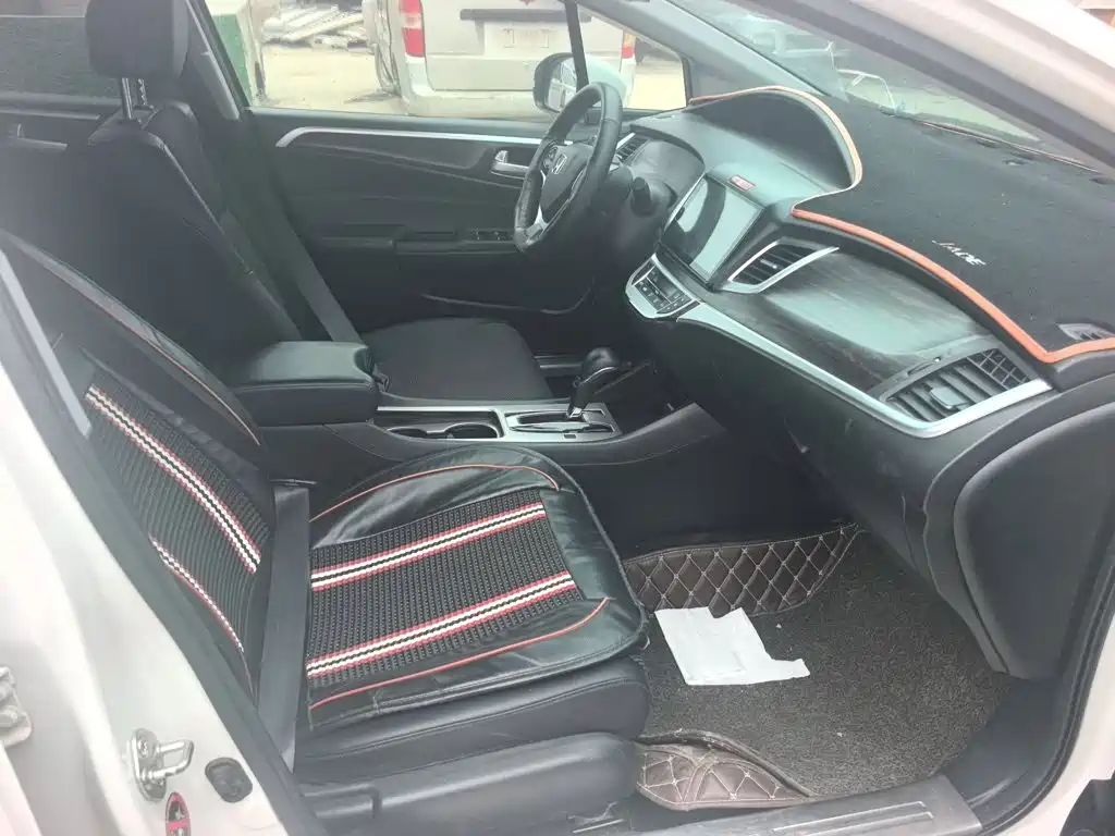 Honda Jade — миниатюра 14