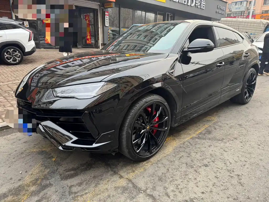 Купить Lamborghini Urus