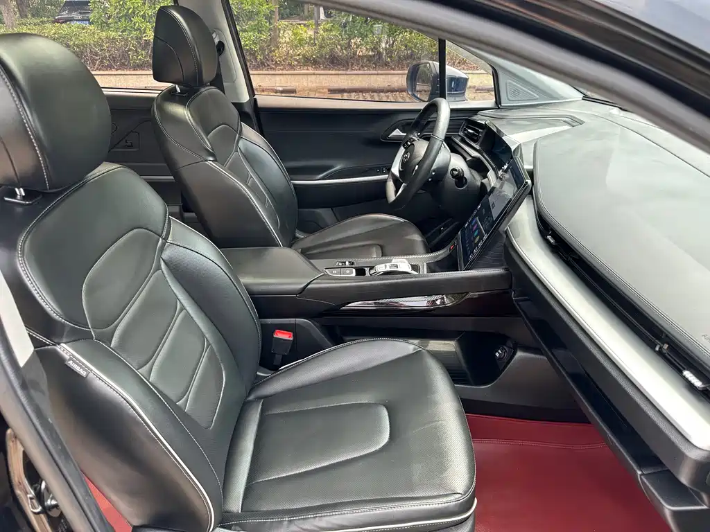 Hyundai Custo 270TGDi LUX Premium Edition, фото 26