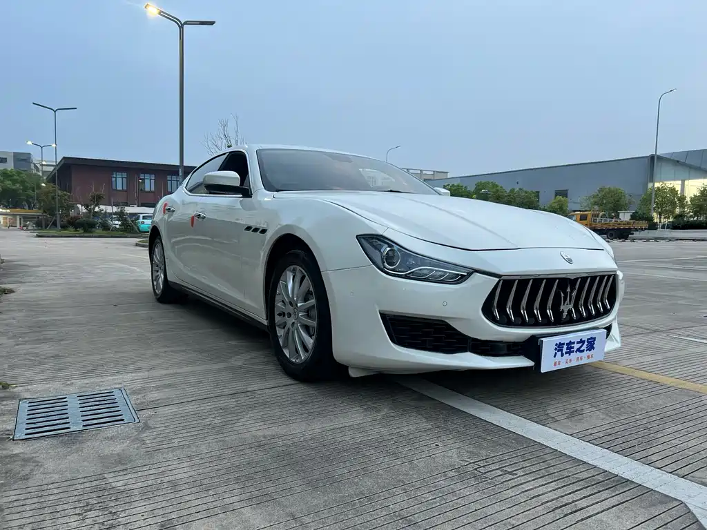 Maserati Ghibli — миниатюра 4