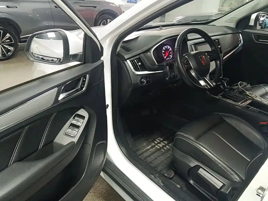 Roewe RX5 — миниатюра 16