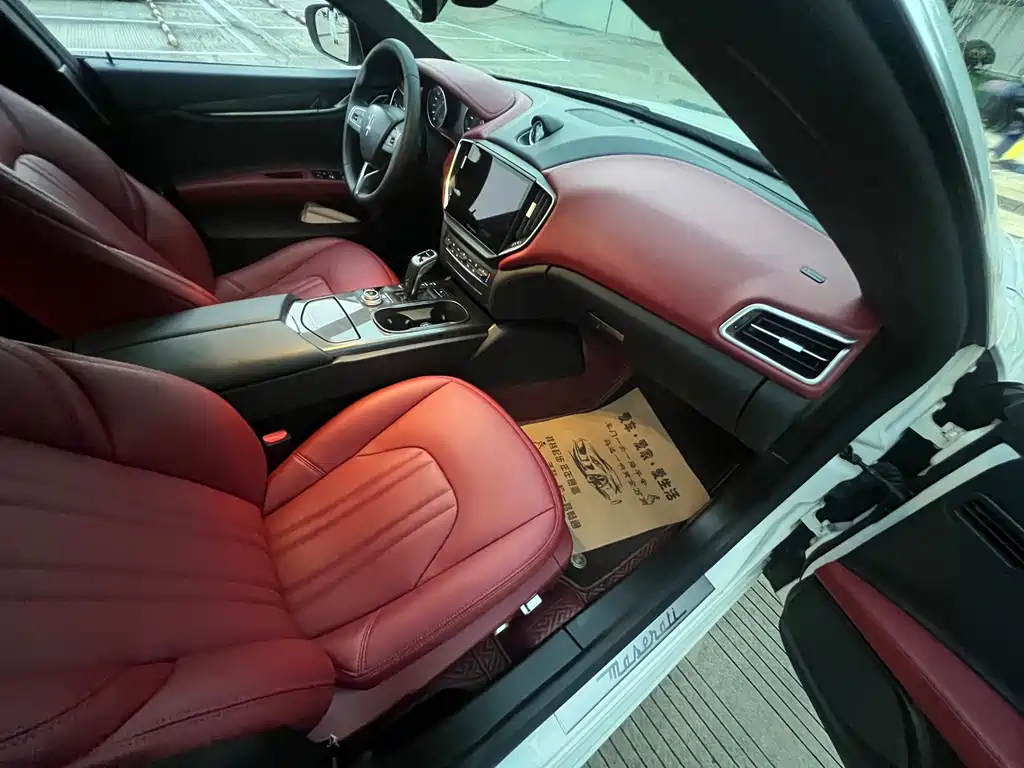 Maserati Ghibli — миниатюра 17