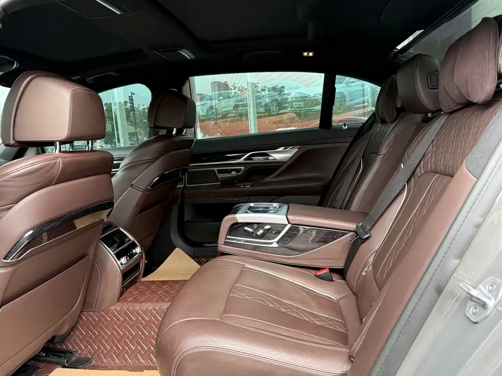 BMW 7 Series 7 2019 730Li M Sport