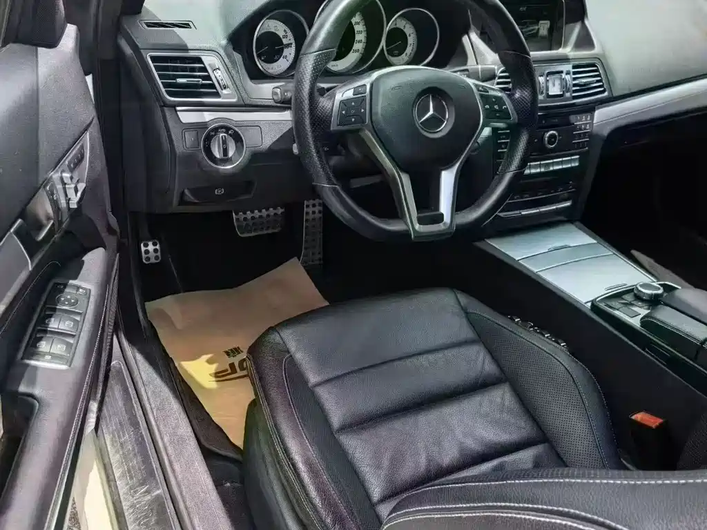 Mercedes-Benz E-Class (Import) — миниатюра 3