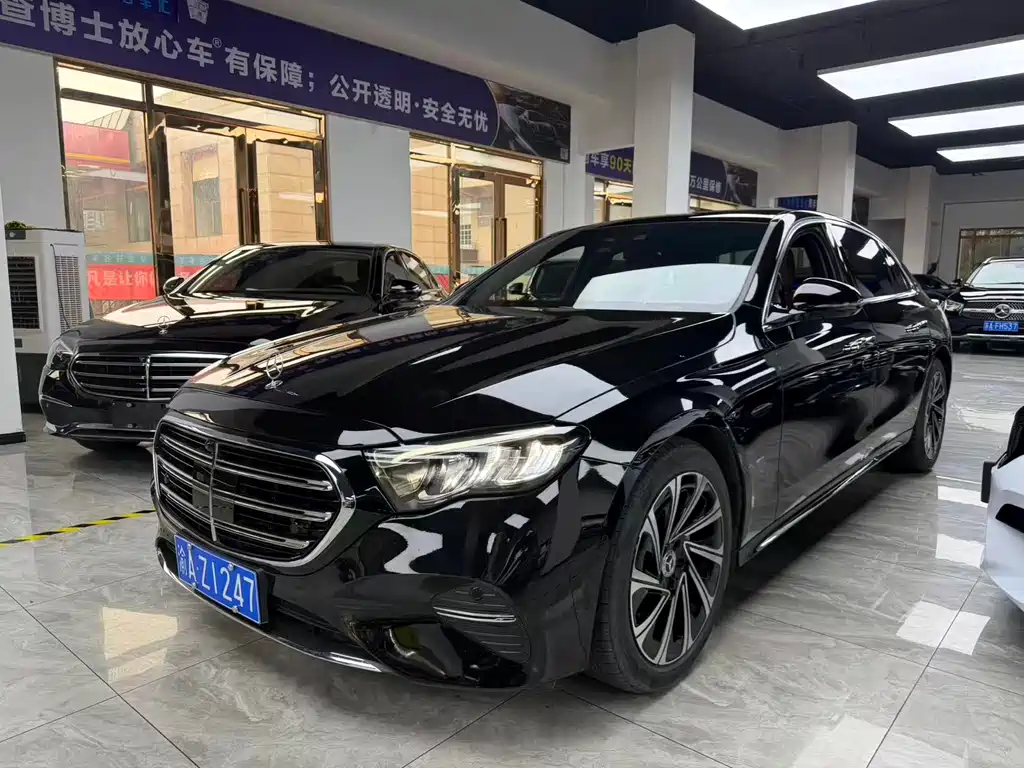 Mercedes-Benz E-Class 2025