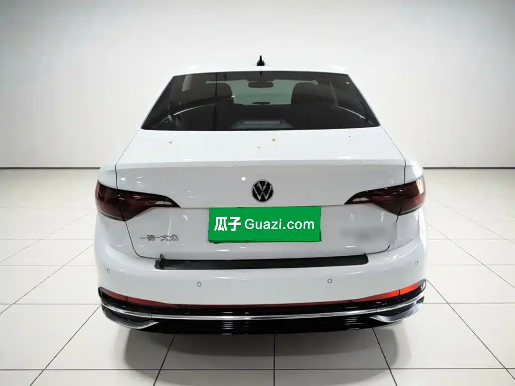 Volkswagen Sagitar — миниатюра 3