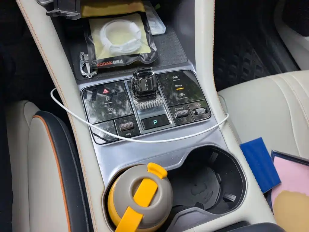 BYD PLUS New Energy — миниатюра 7